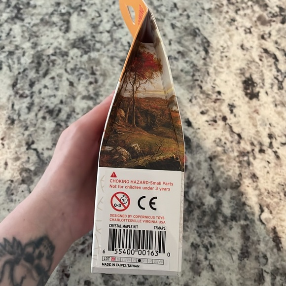 Gift Crystal Growing Maple Tree - Picture 2 of 5